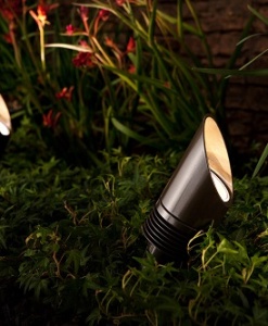 Đèn led chiếu lên