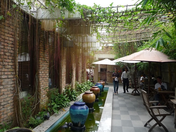 Gợi ý cách thiết kế quán cafe sân vườn hiện đại nhất 